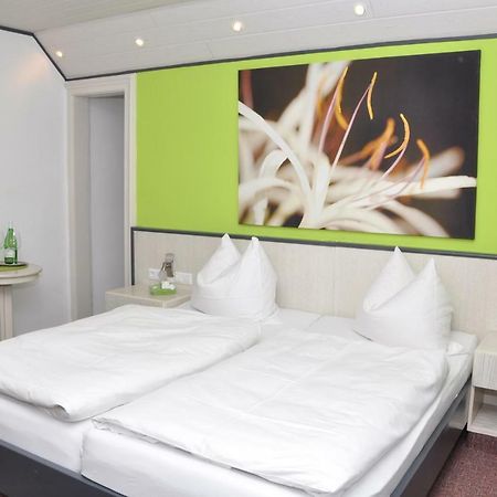 Hotel Garni Forellenfischer ブラウボイレン エクステリア 写真