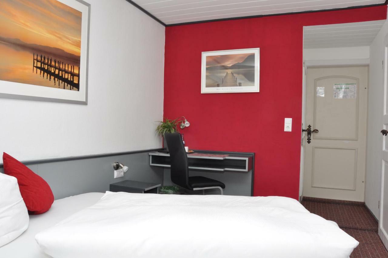 Hotel Garni Forellenfischer ブラウボイレン エクステリア 写真