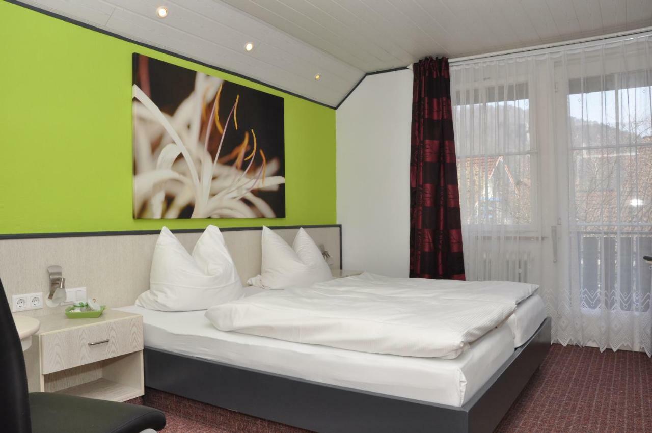 Hotel Garni Forellenfischer ブラウボイレン エクステリア 写真